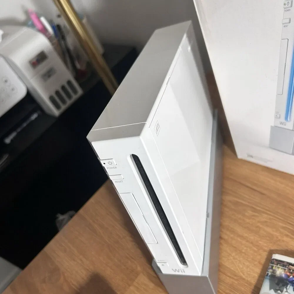 Nintendo Wii Console Boxed Bundle - RVL-001 GameCube Compatible